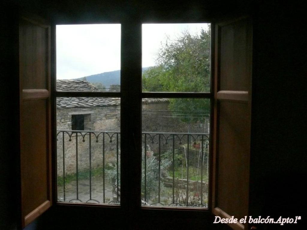 Casa Mur Artesania Lecina Cameră foto