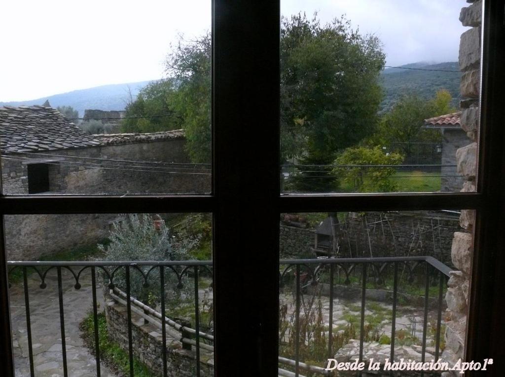 Casa Mur Artesania Lecina Cameră foto
